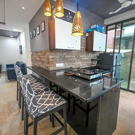 Malama Stay Ruturang Villa 4Bhk, 罗纳瓦拉 外观 照片