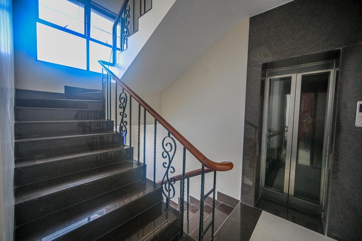 Malama Stay Ruturang Villa 4Bhk, 罗纳瓦拉 外观 照片