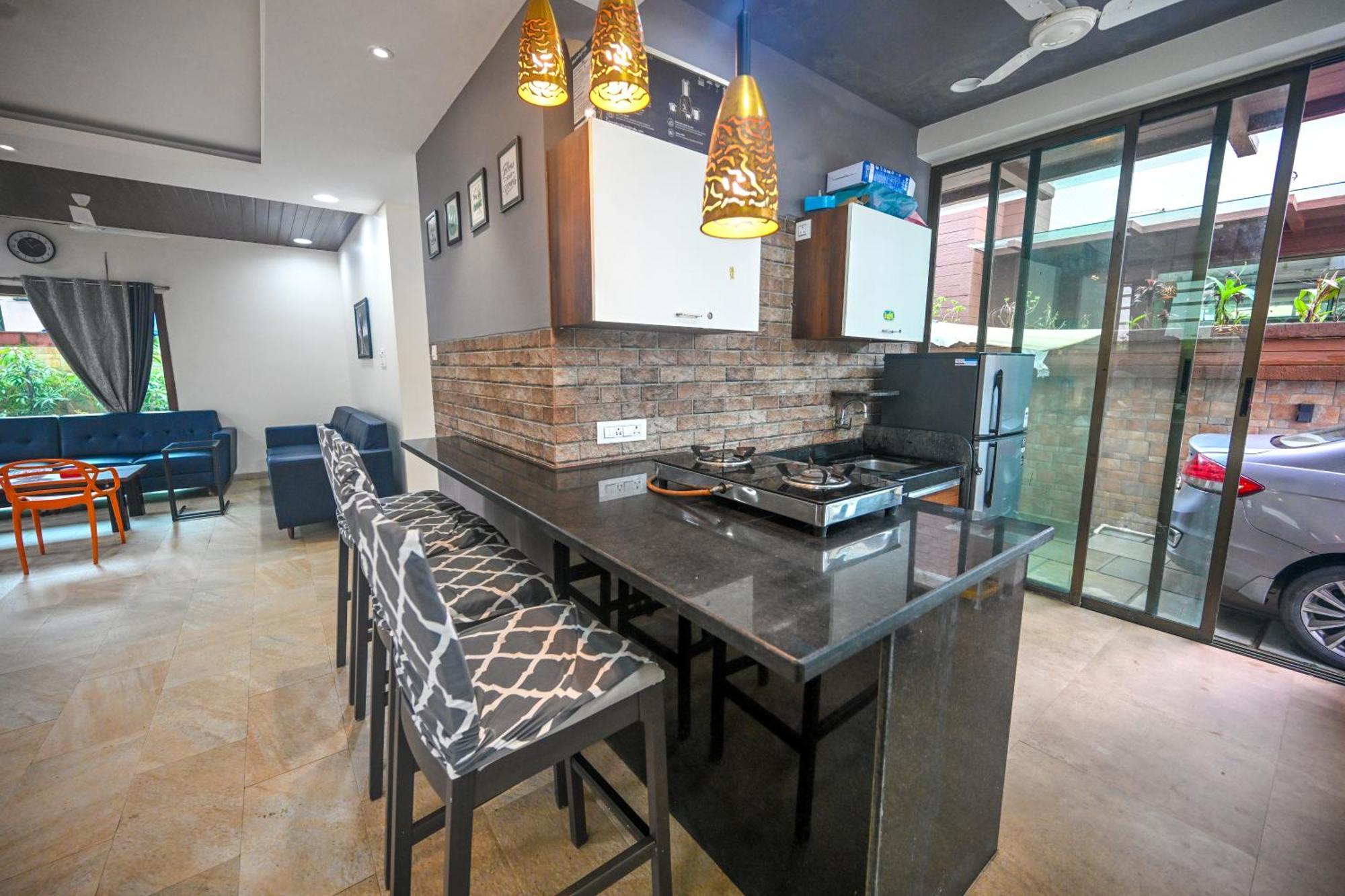Malama Stay Ruturang Villa 4Bhk, 罗纳瓦拉 外观 照片